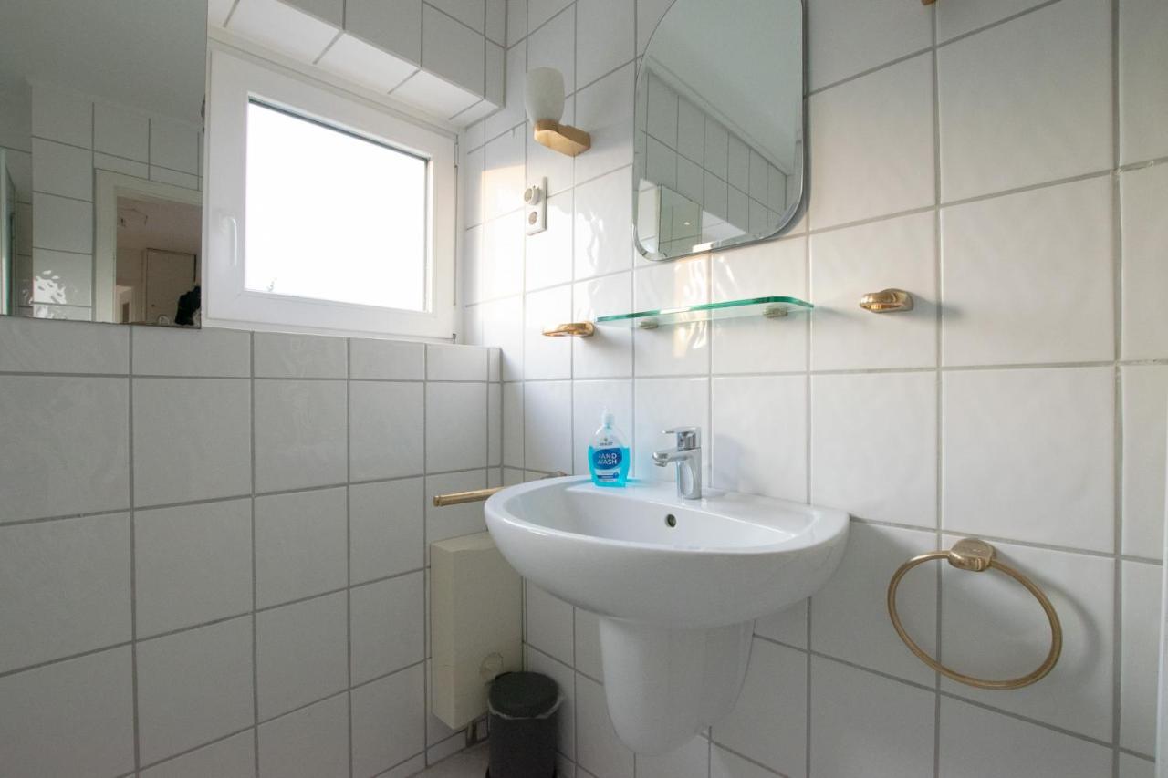 Raj Living - 1 , 3 And 4 Room Apartments - 20 Min Messe Dus & Airport Dus Meerbusch Eksteriør bilde